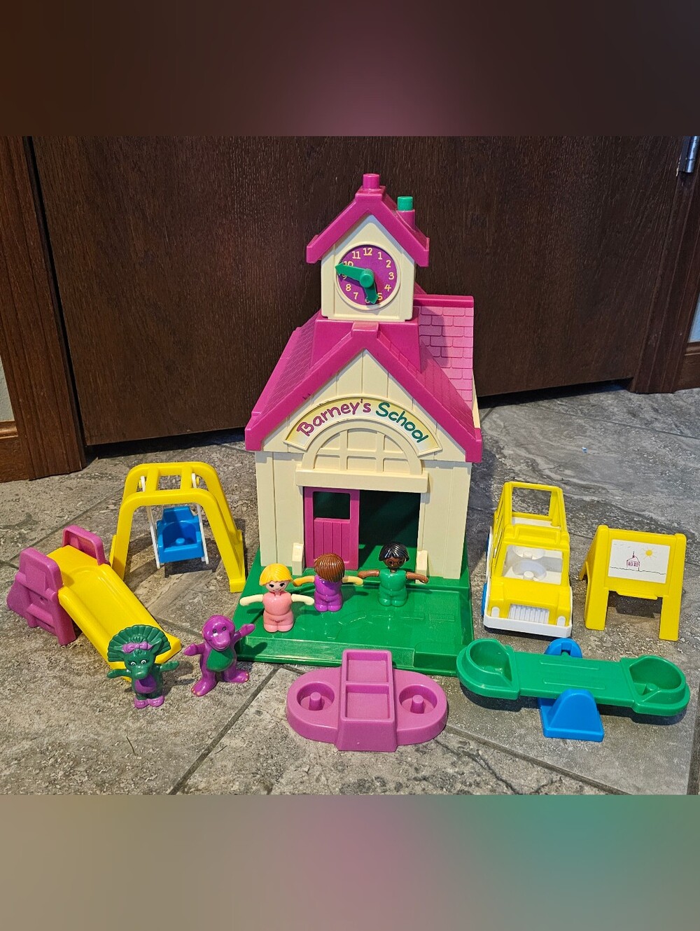 1993 VINTAGE Barney's School Playset - Pink and Yellow Tiy